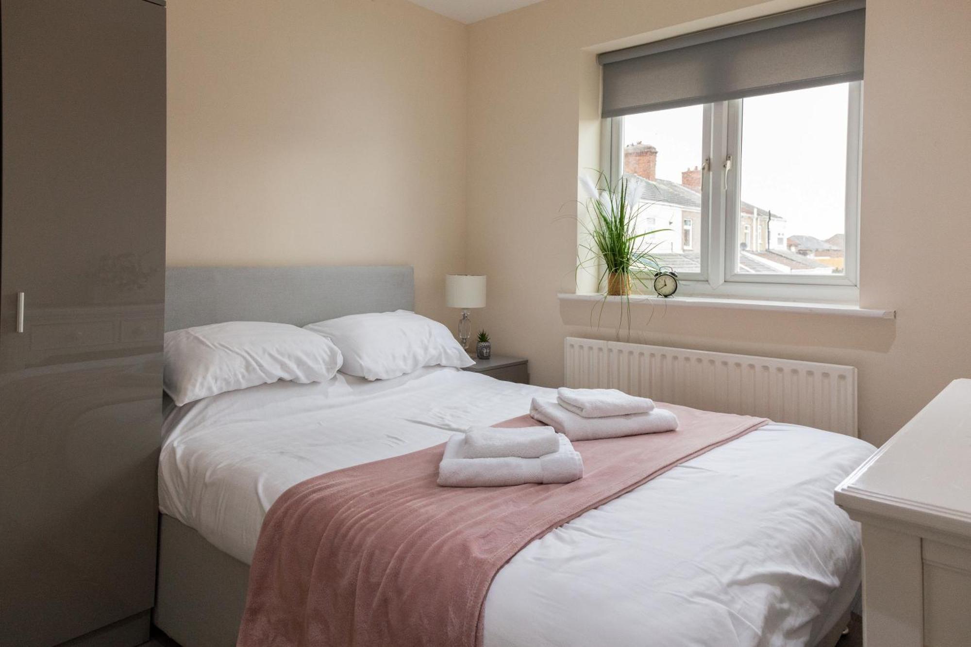 Pinfold Court Apartments 诺斯利 外观 照片