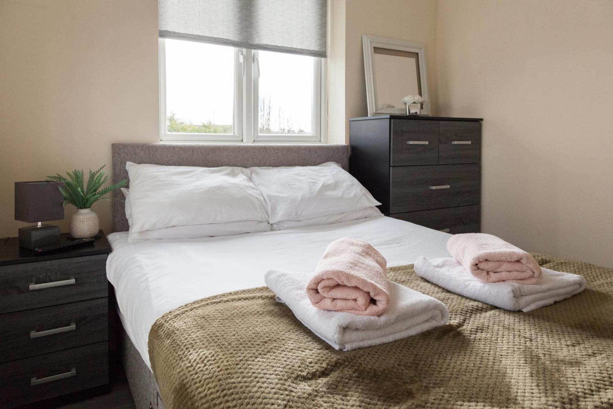 Pinfold Court Apartments 诺斯利 外观 照片