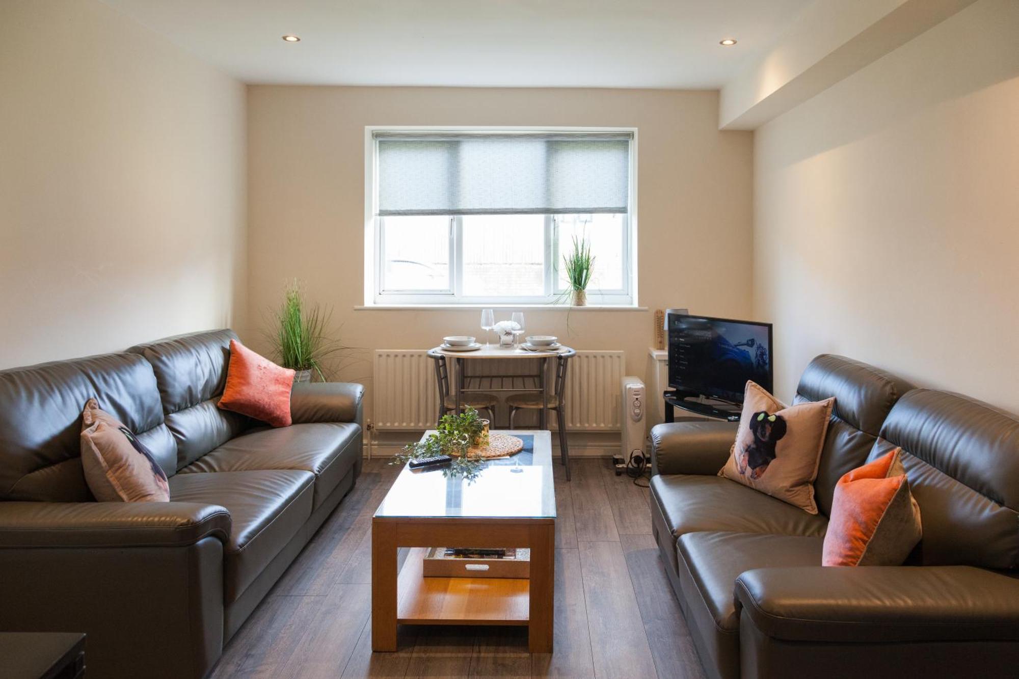 Pinfold Court Apartments 诺斯利 外观 照片